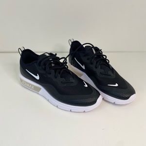 Nike WOMENS AIR SEQUENT 4.5, SIZE 7.5